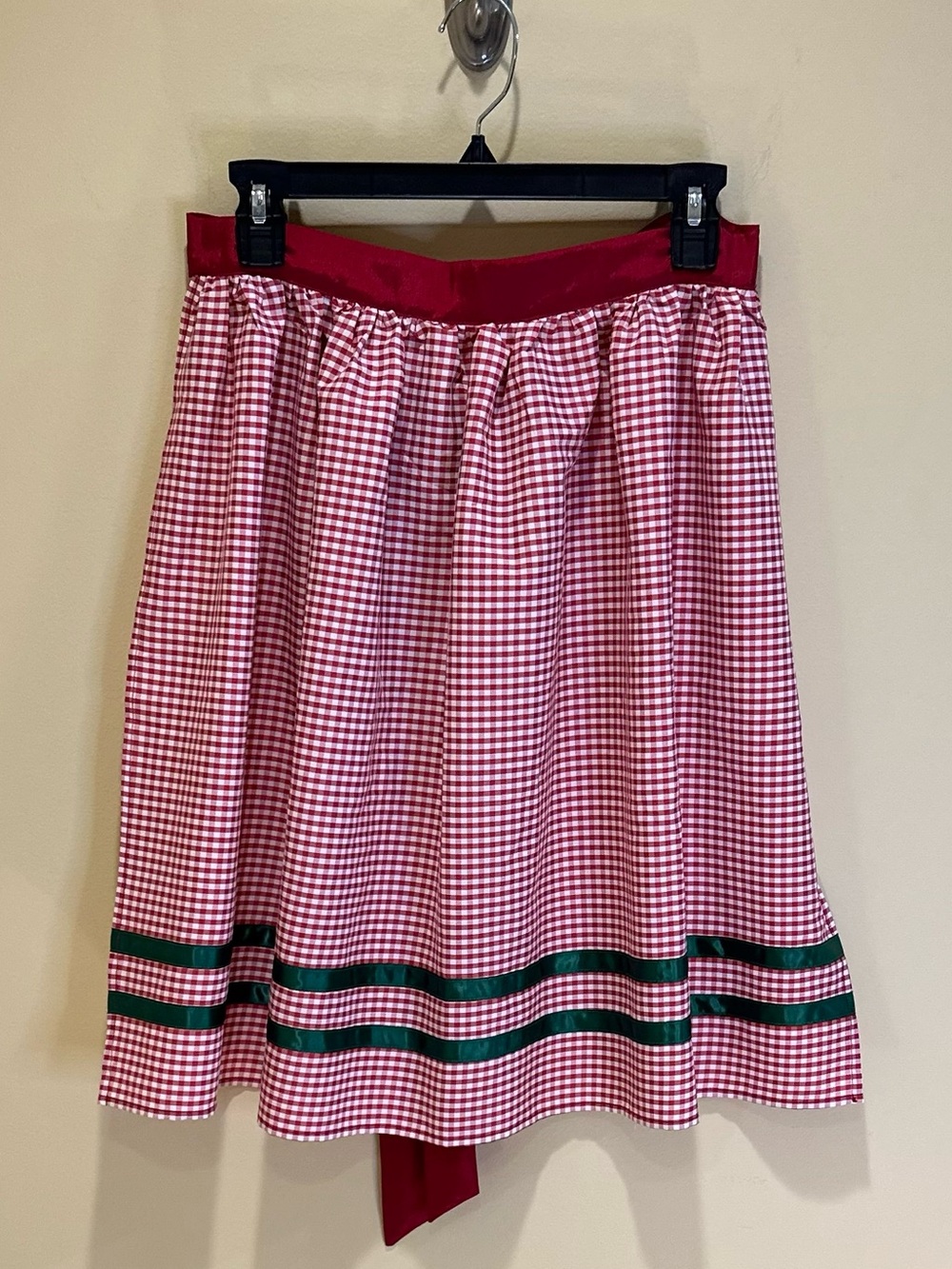 🎄Modern Oktoberfest Red & White Gingham Dirndl Half Tie Apron Skirt Green Trim